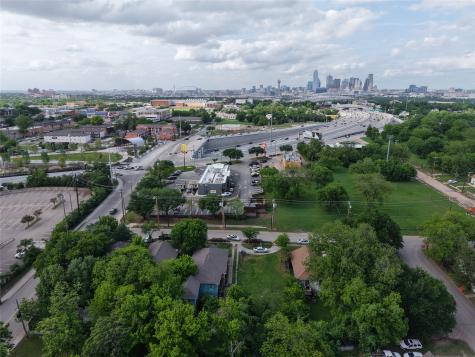 814 E 12th Street Dallas TX 75203