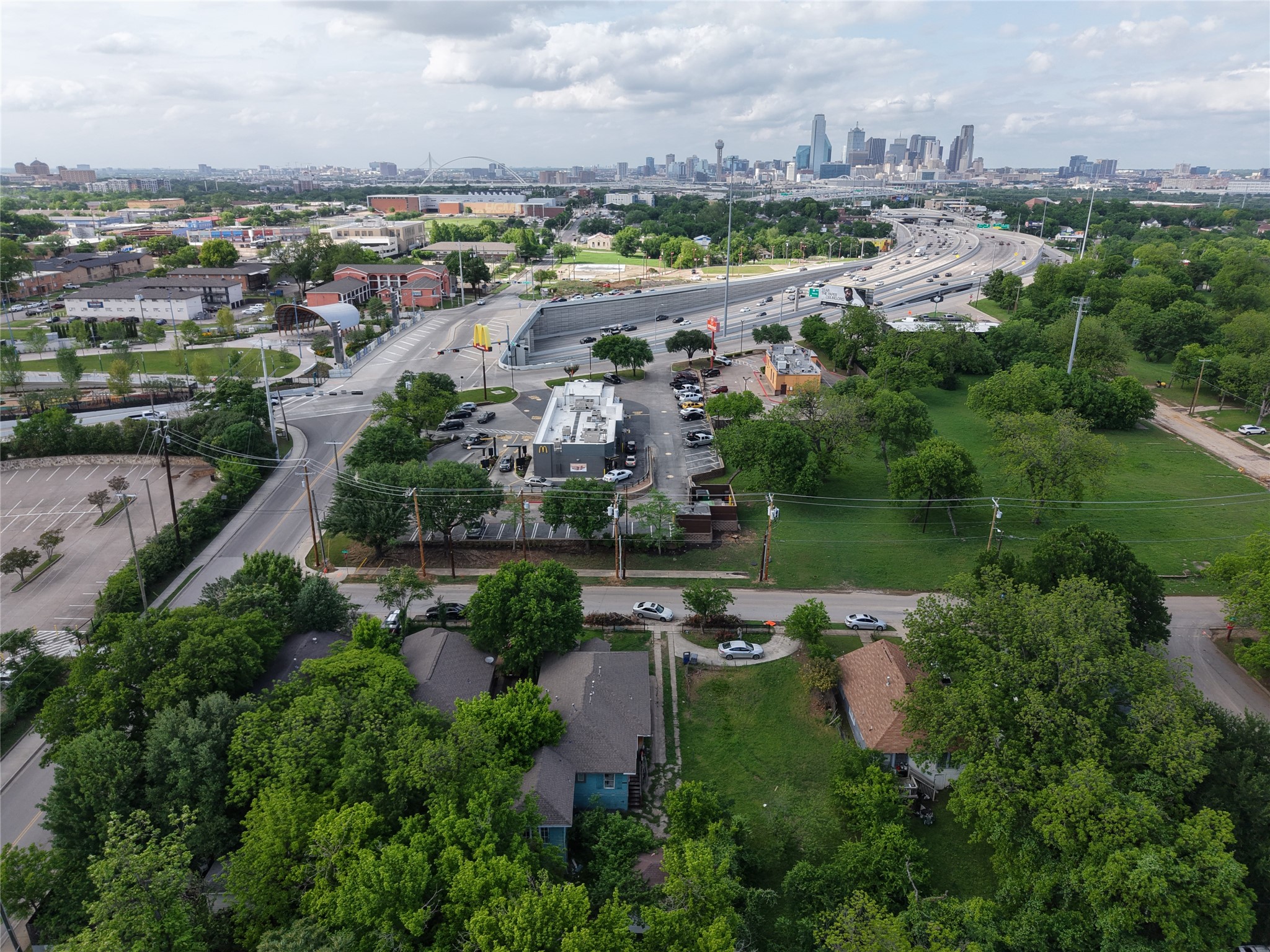 814 E 12th Street Dallas TX 75203