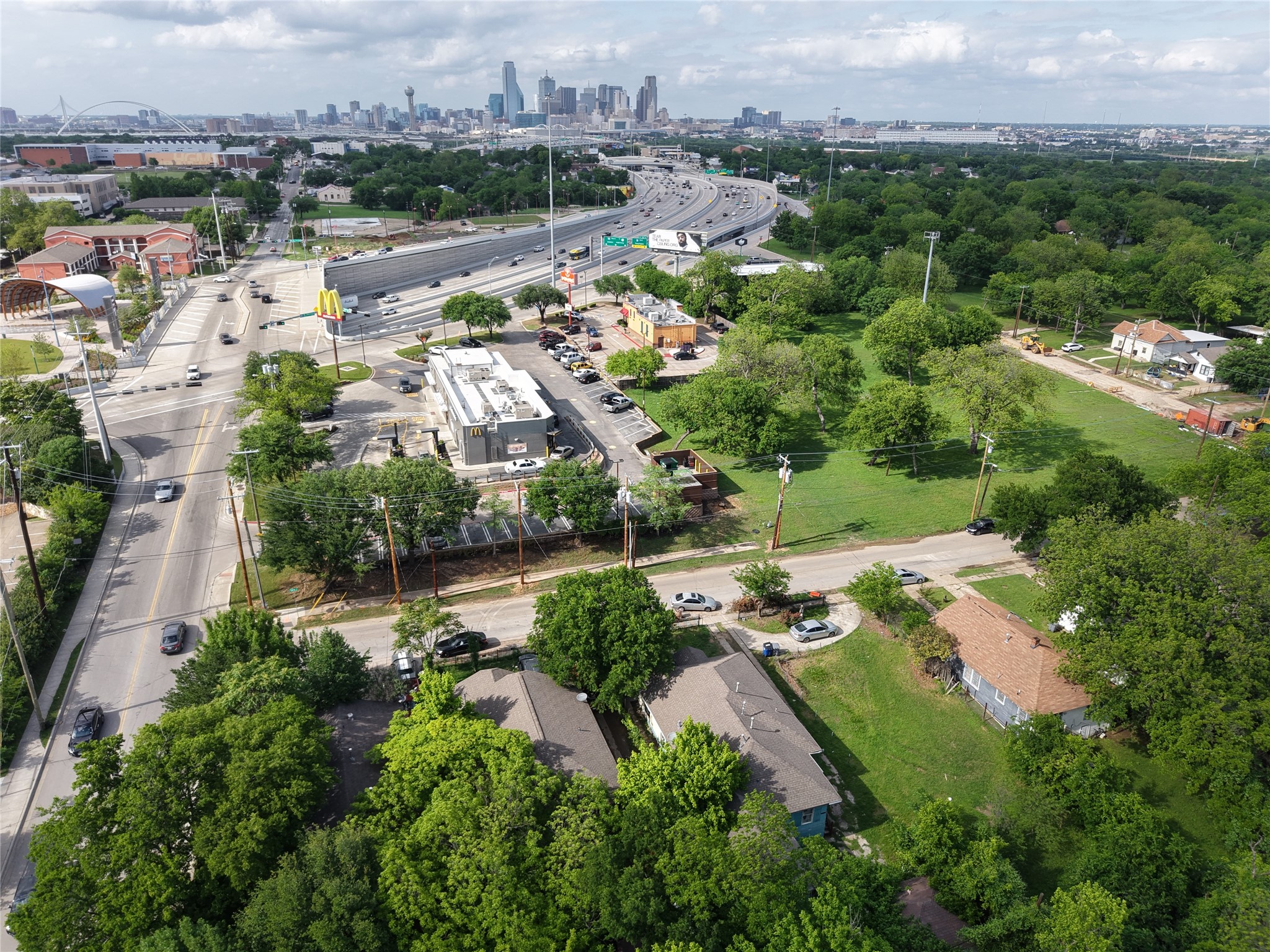 814 E 12th Street Dallas TX 75203