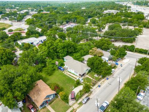 814 E 12th Street Dallas TX 75203