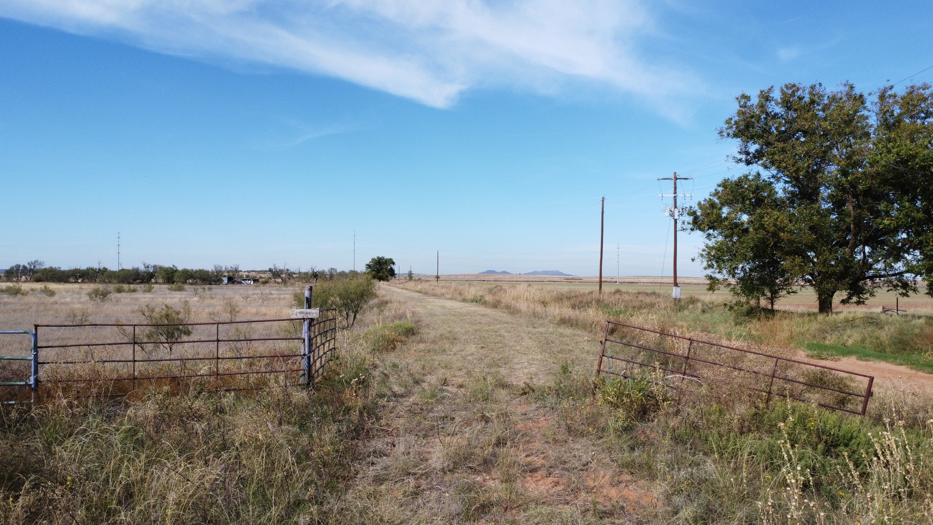 300 County Road 232 Rotan TX 79546