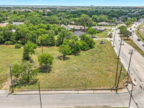 2202 Rowlett Road Garland TX 75043