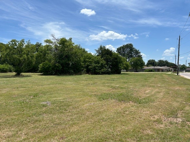 2202 Rowlett Road Garland TX 75043