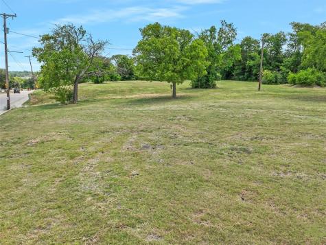 2202 Rowlett Road Garland TX 75043