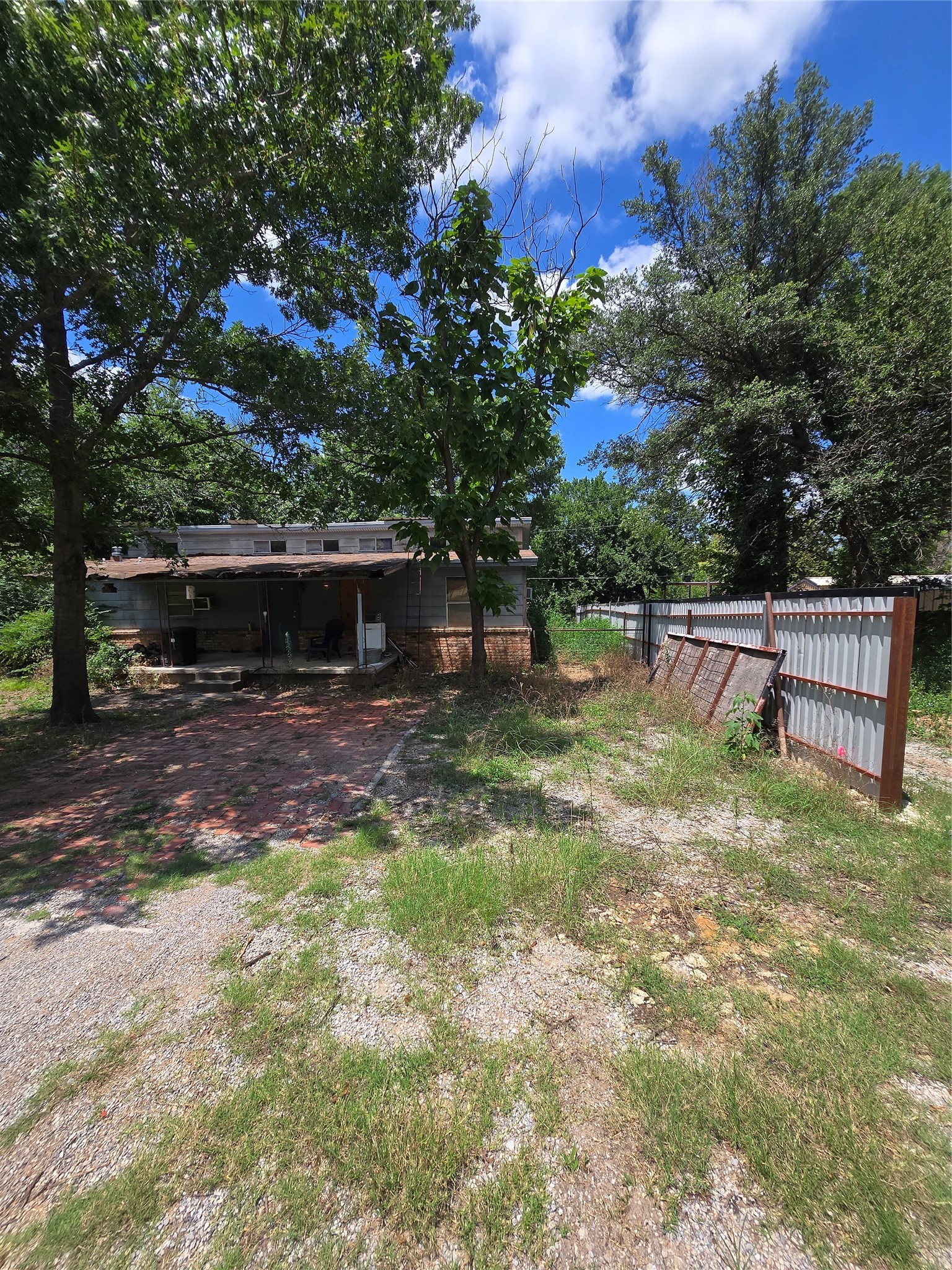 7160 Camp Street Azle TX 76020