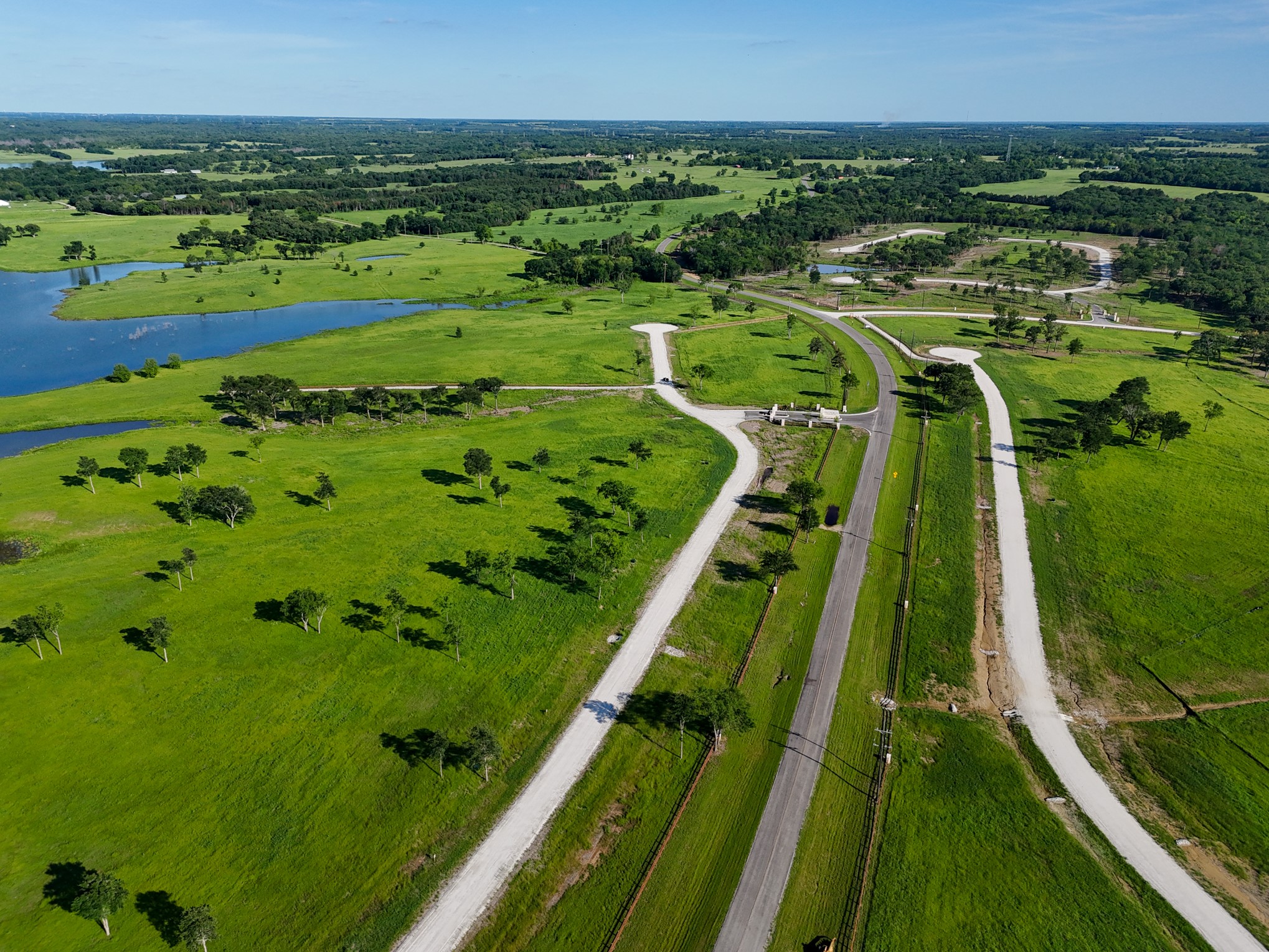 352 Lakeshore Lane Windom TX 75492