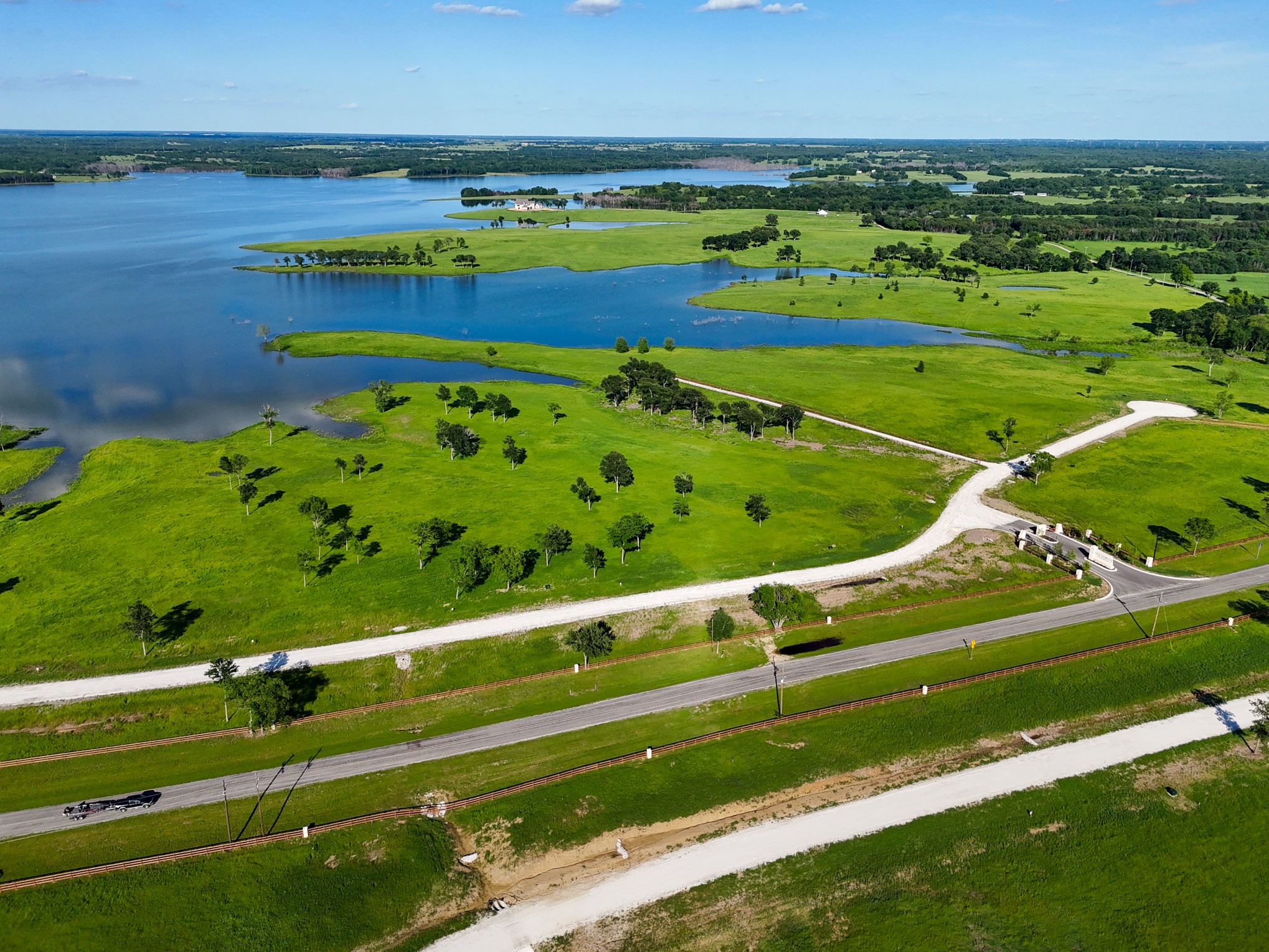 352 Lakeshore Lane Windom TX 75492