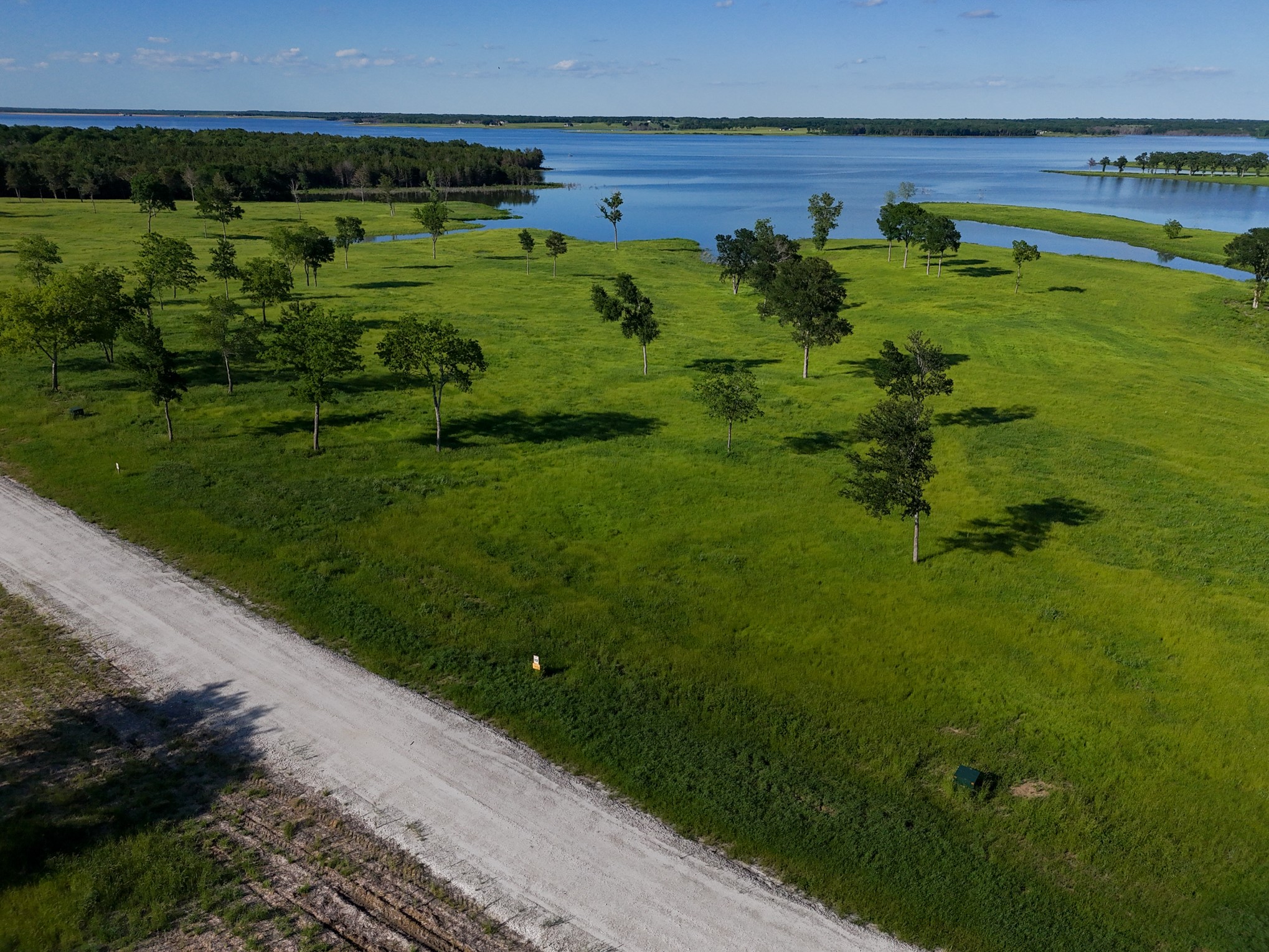 352 Lakeshore Lane Windom TX 75492