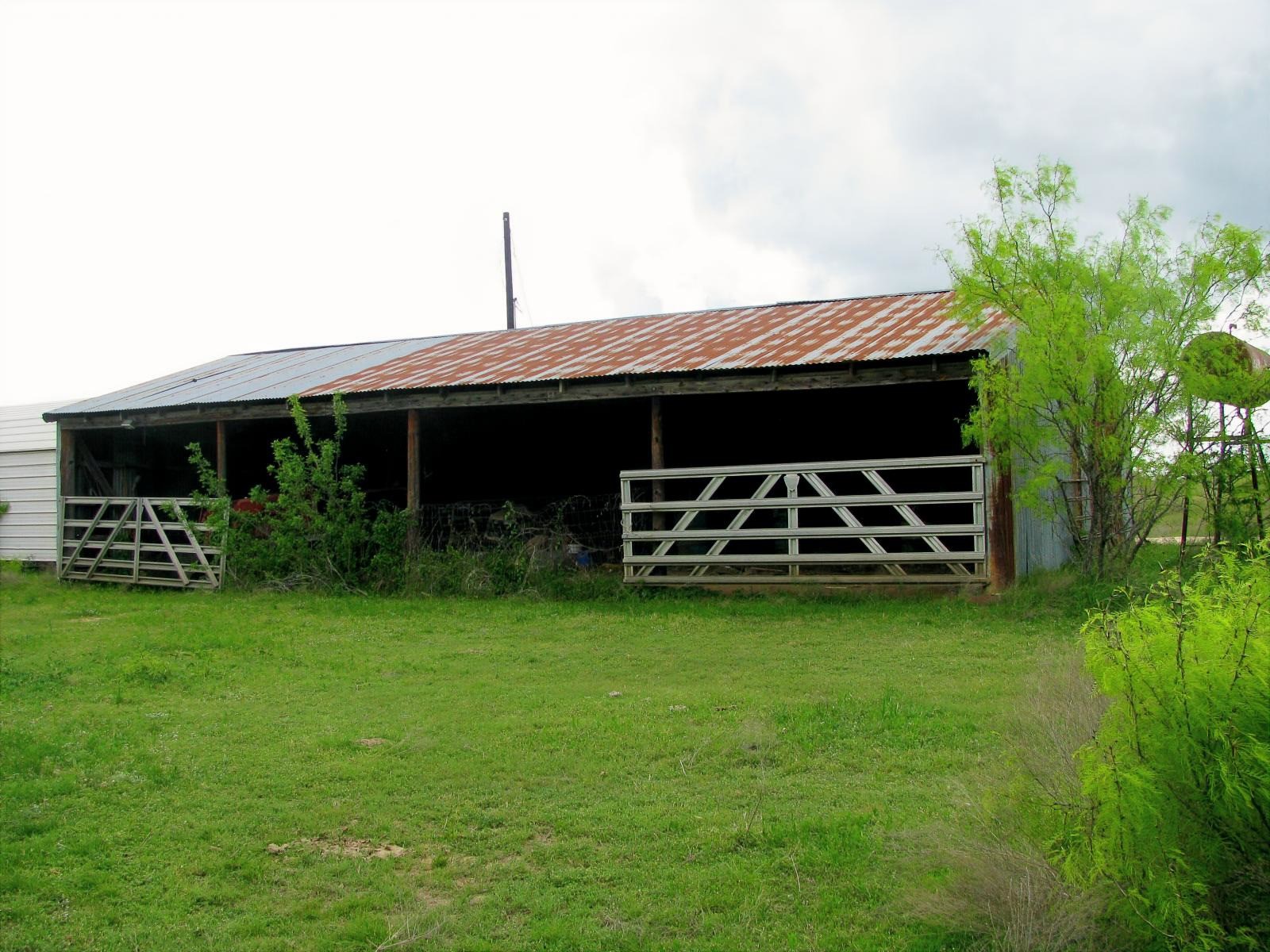 1233 County Road 434 Hamilton TX 76531