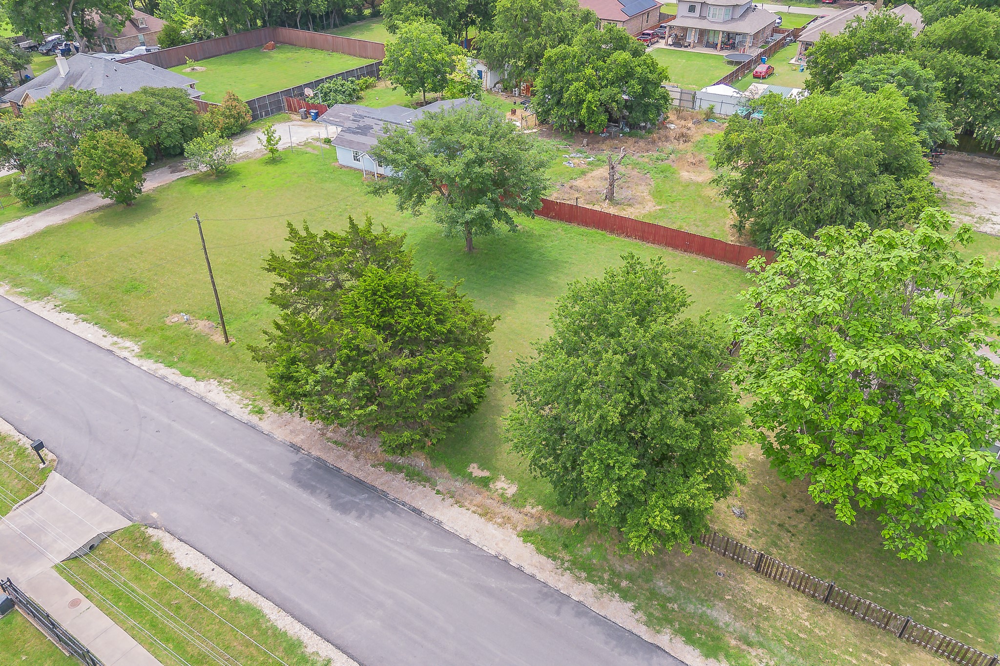 816 Balkan Drive Lancaster TX 75134