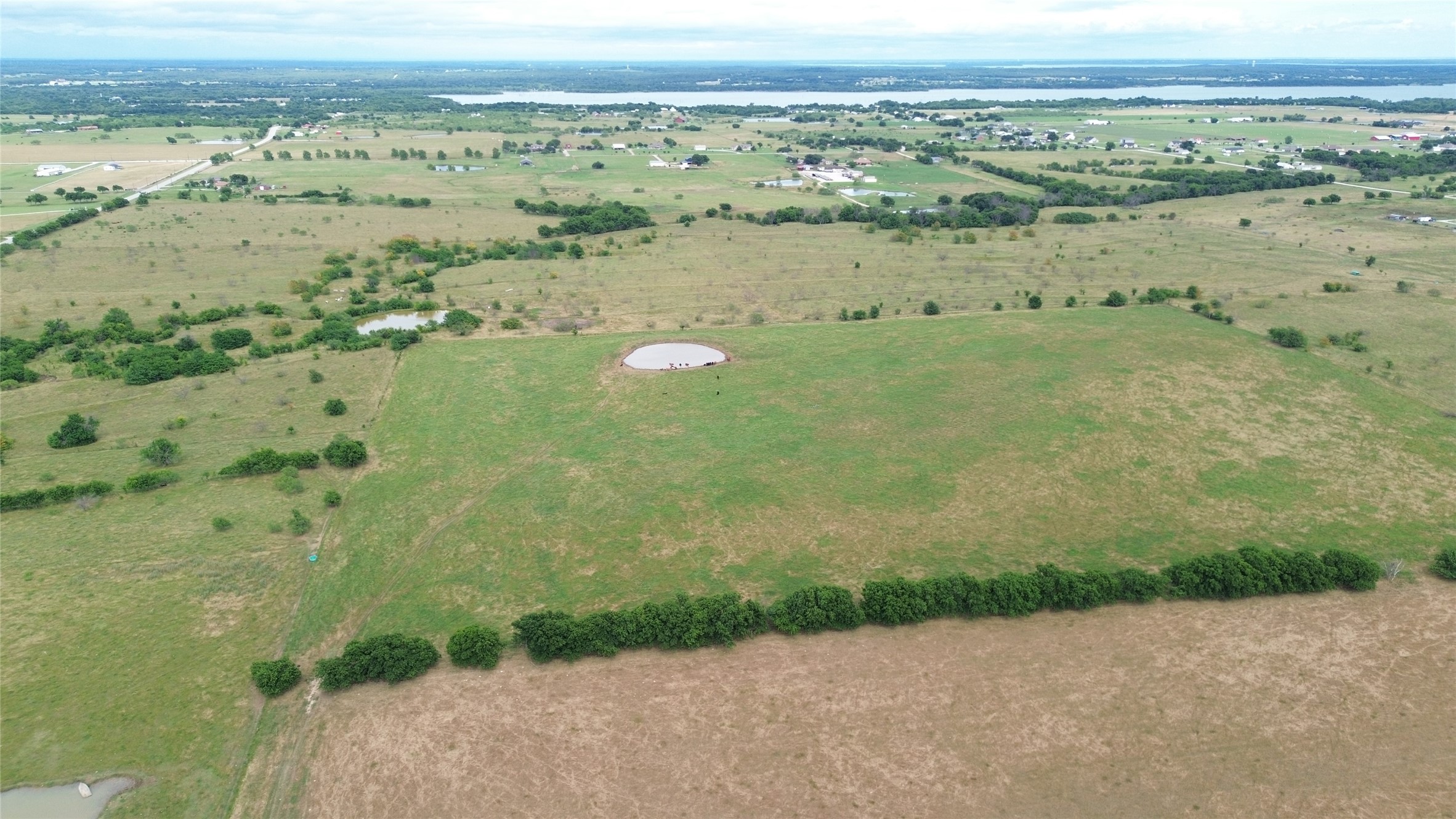 210.95 Fm 922 Valley View TX 76272