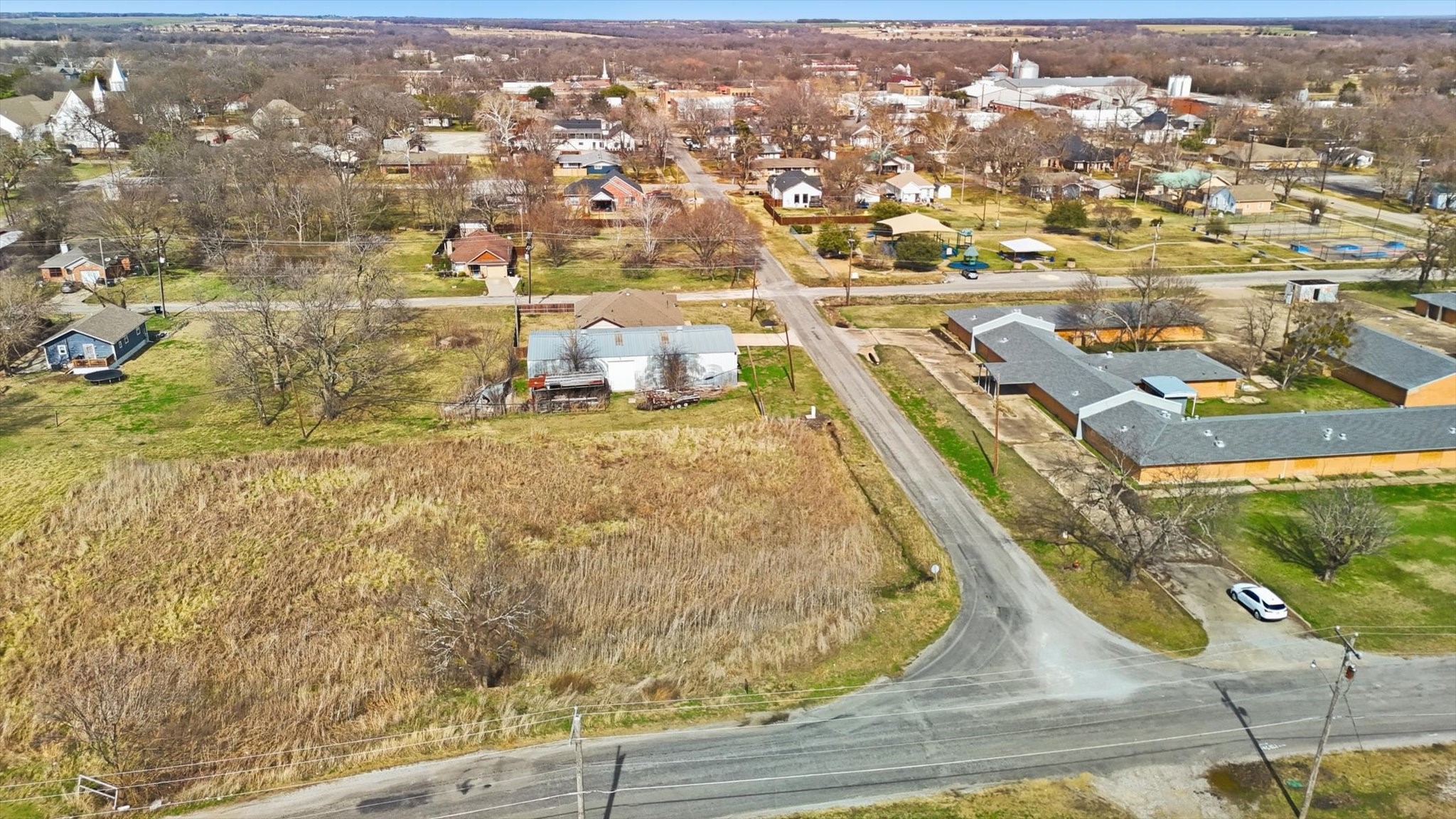 202 Pine Street Whitewright TX 75491