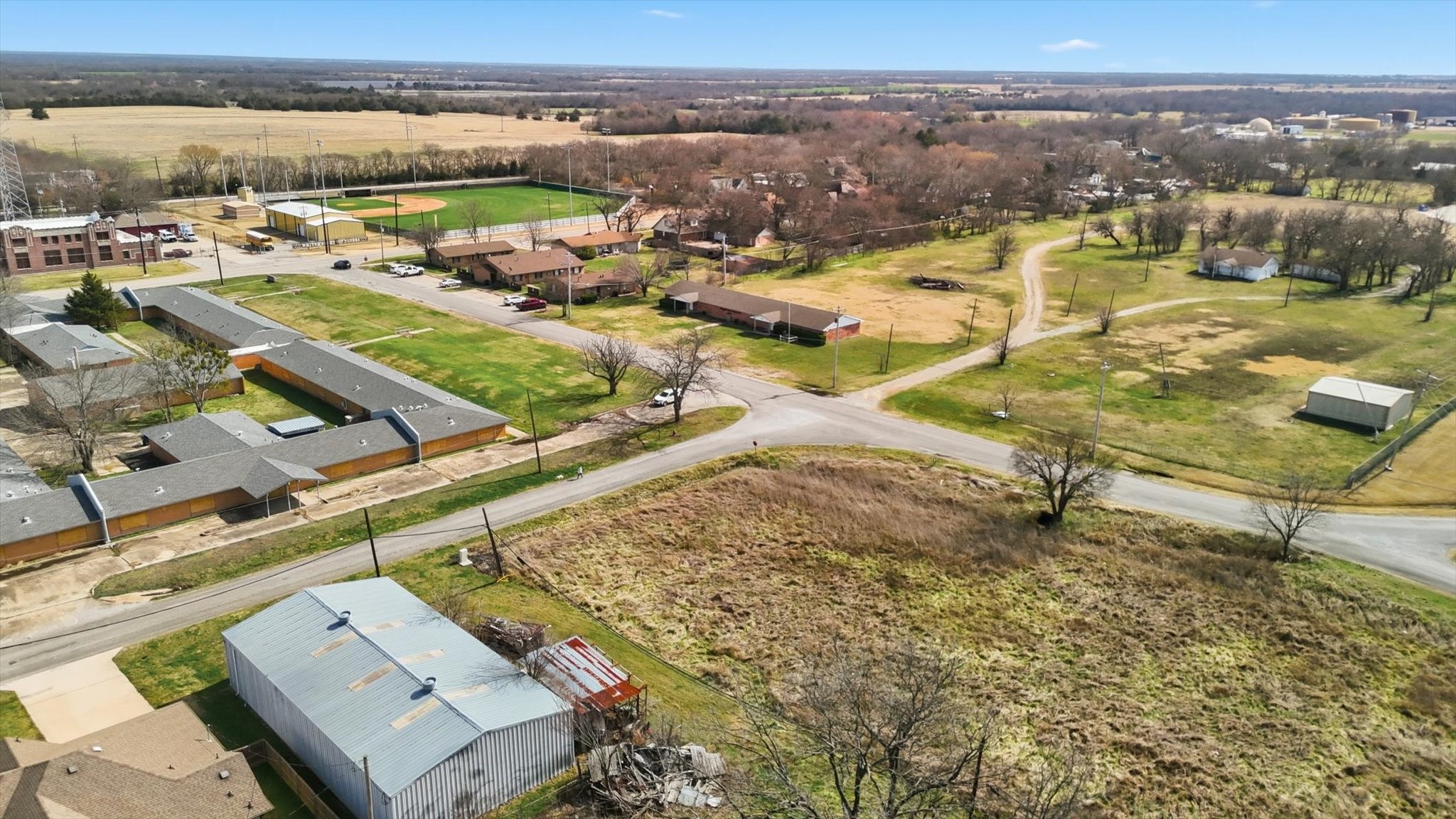 202 Pine Street Whitewright TX 75491