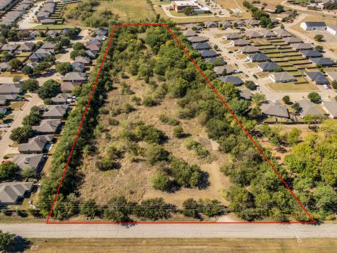 485 S Magnolia Street Crowley TX 76036