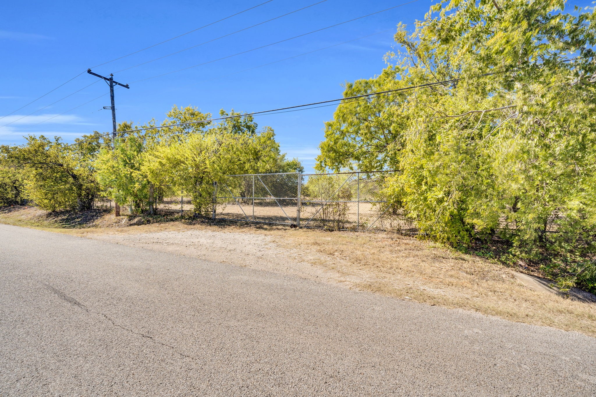 485 S Magnolia Street Crowley TX 76036