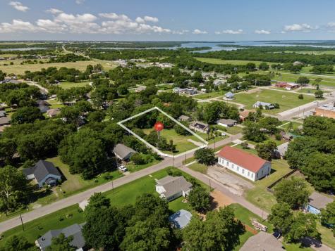 306 Gene Autry Drive Tioga TX 76271
