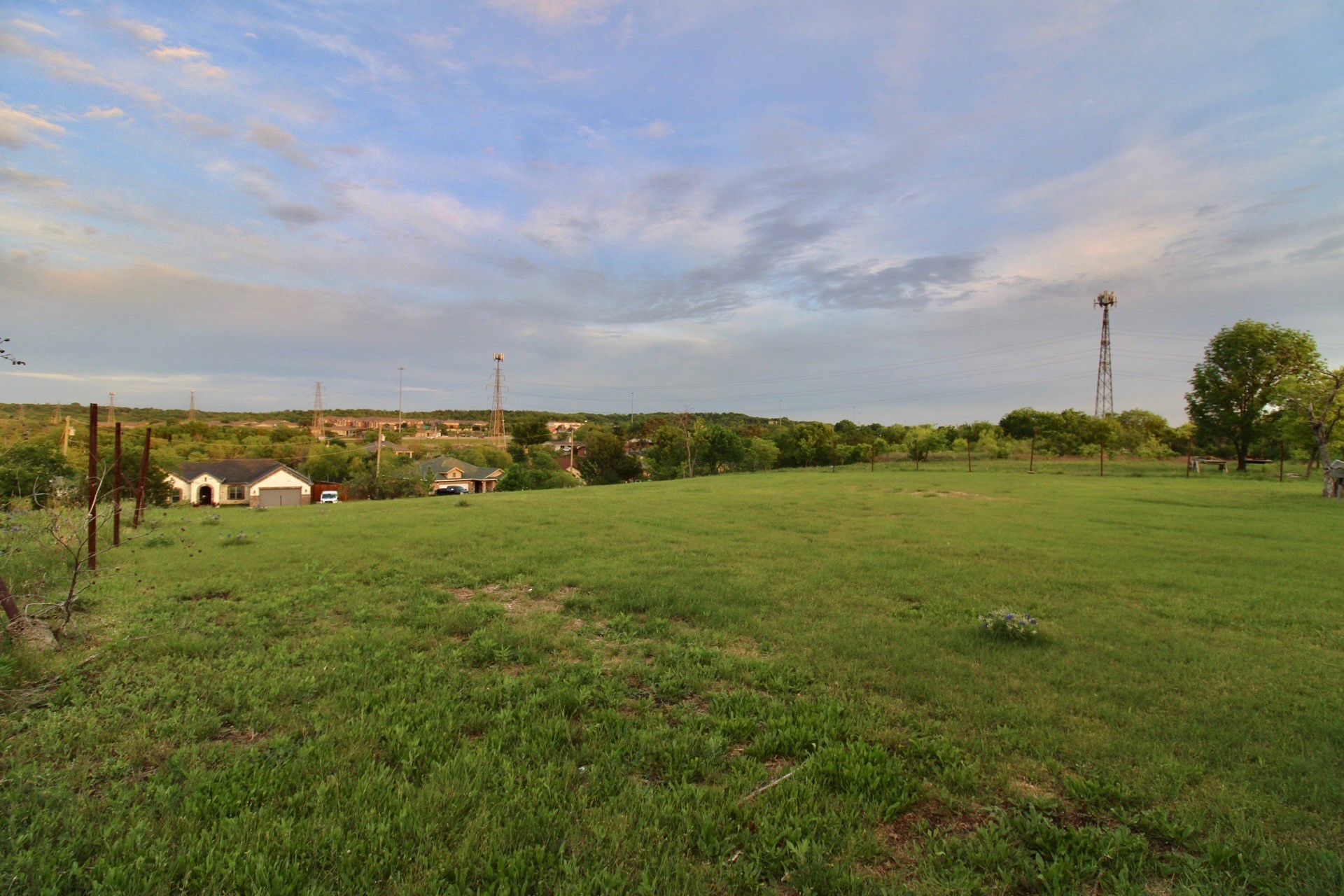 315 S Army Avenue Dallas TX 75211