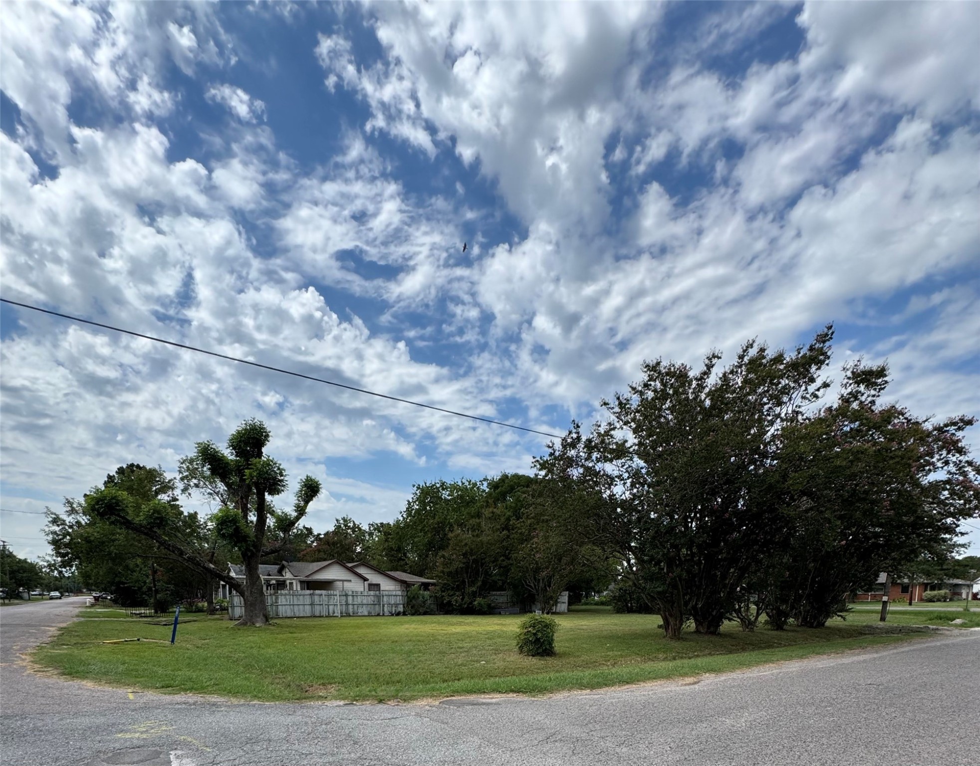 1913 N Main Street Bonham TX 75418