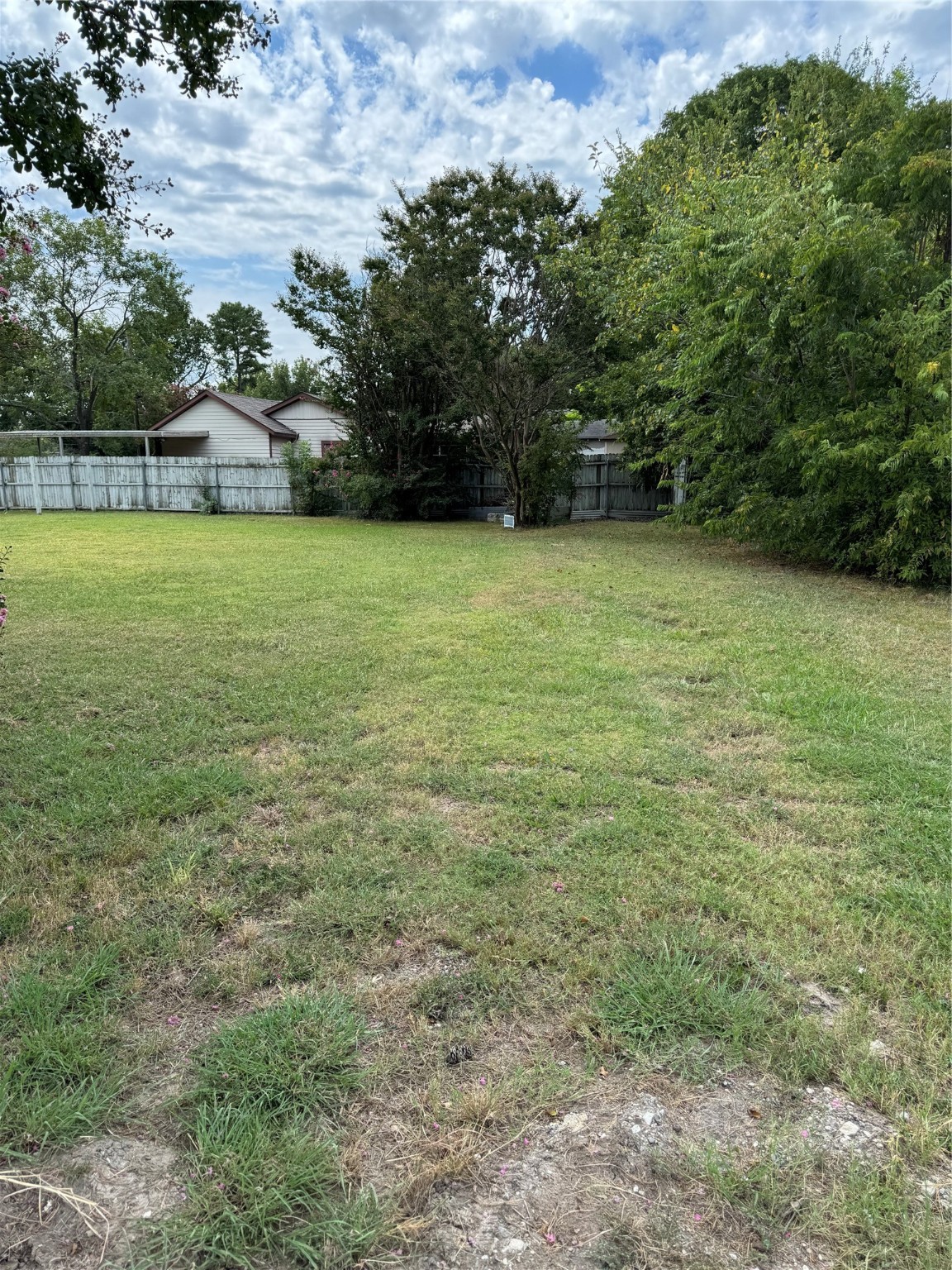 1913 N Main Street Bonham TX 75418
