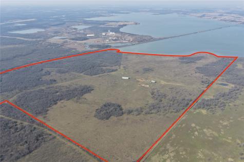 15880 County Road 1260 Streetman TX 75859