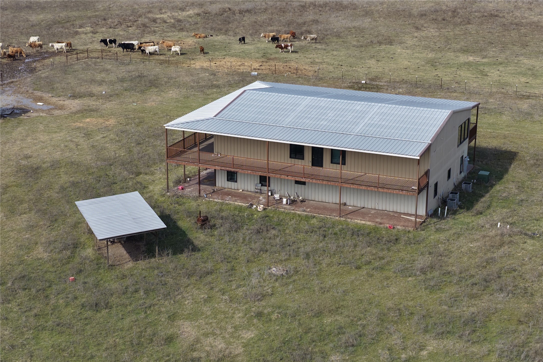 15880 County Road 1260 Streetman TX 75859