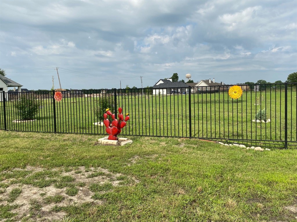 2360 County Road 377 Van Alstyne TX 75495