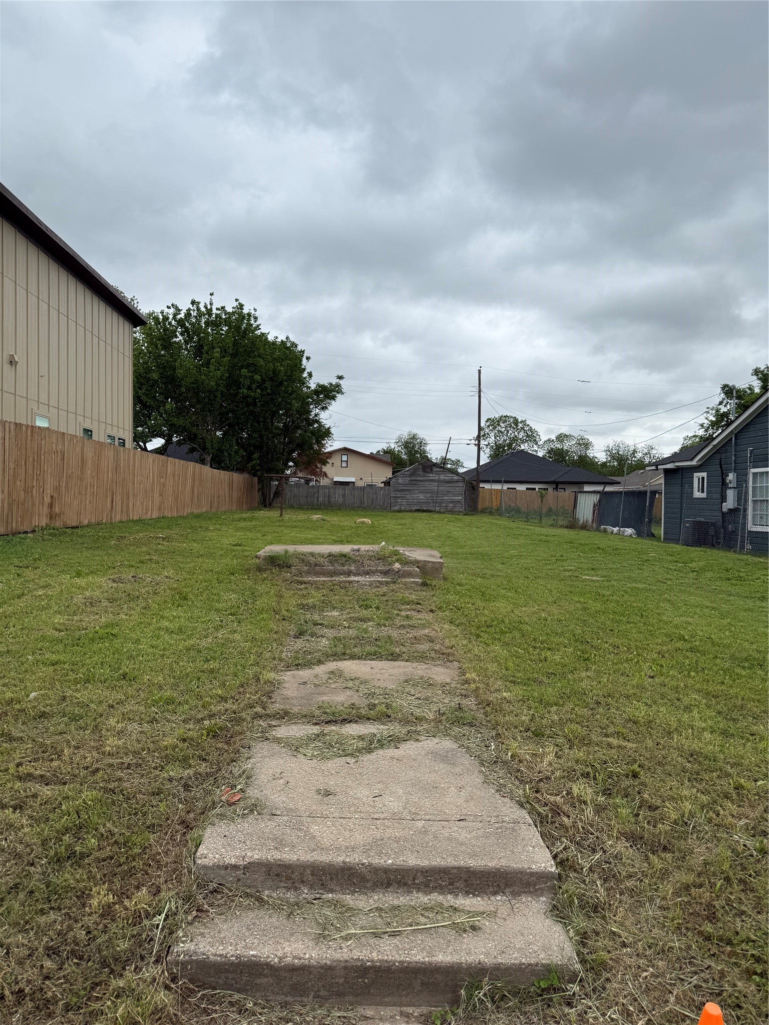 1423 Hendricks Avenue Dallas TX 75216