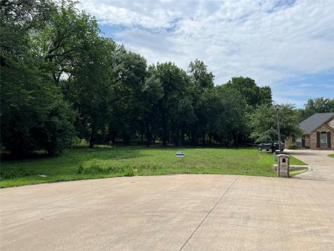 1004 Royal Lytham Court Grand Prairie TX 75104