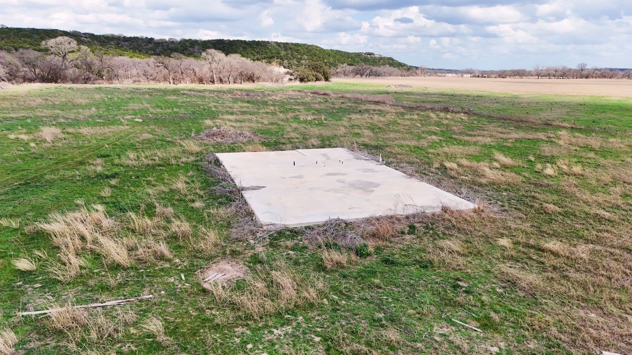 220 County Road 3310 Valley Mills TX 76689