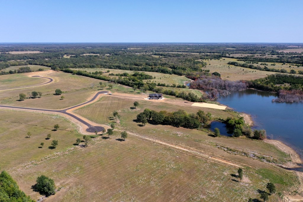 371 Lakewood Lane Honey Grove TX 75446