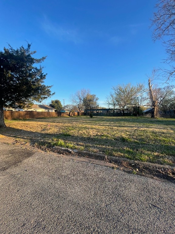 604-608 W Florence Street Denison TX 75020