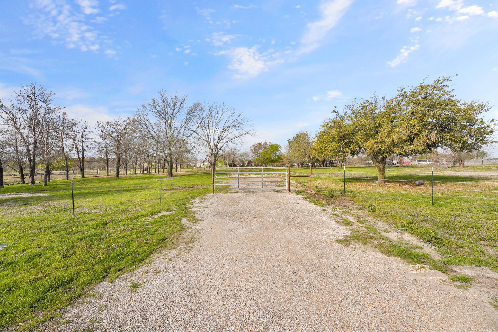 2500 Howell Drive Venus TX 76084