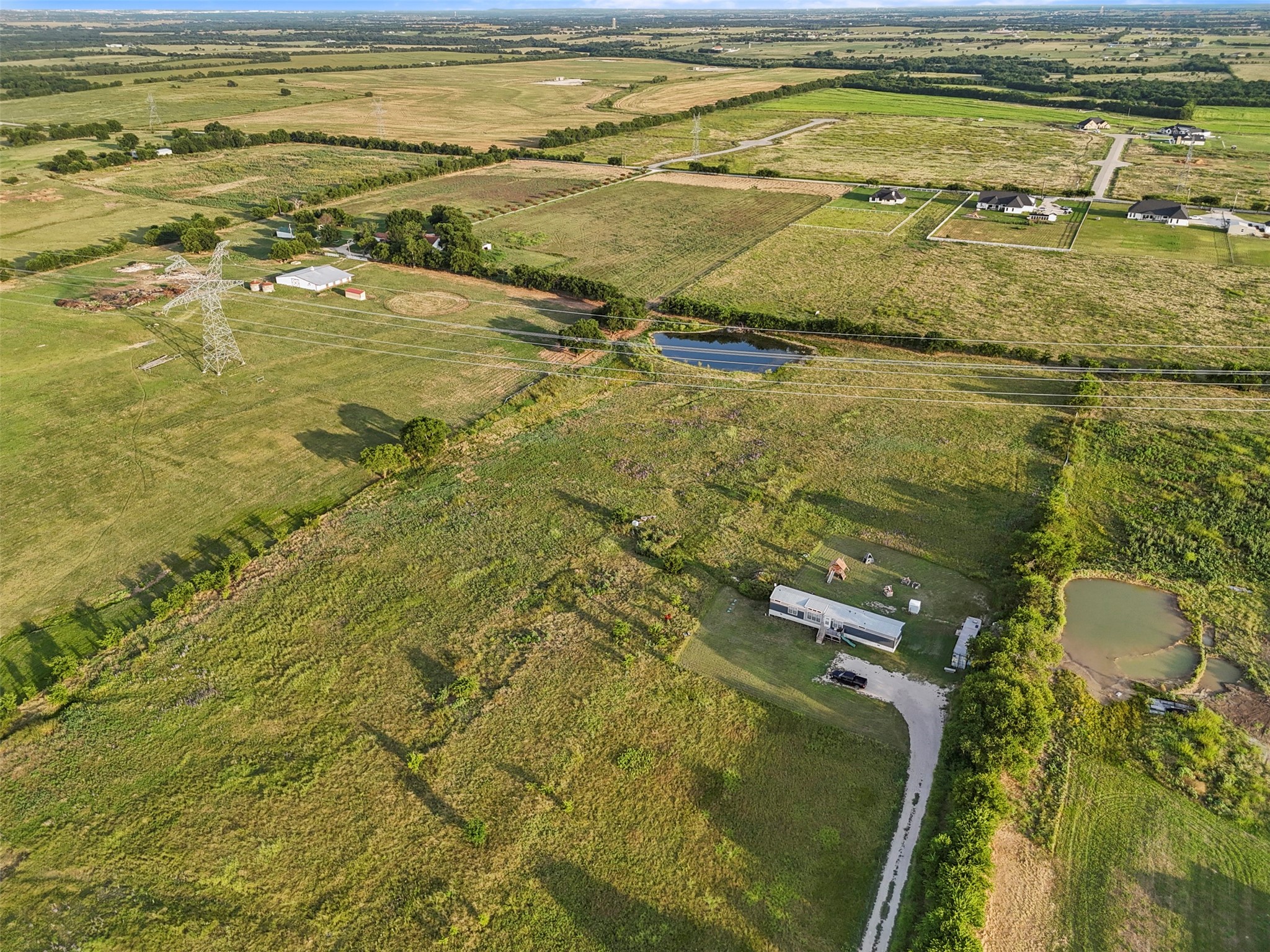 16384 Fm 1173 Krum TX 76249