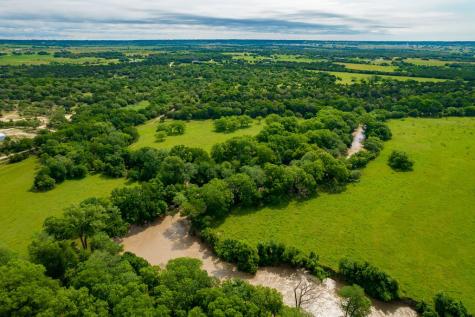 2305 Hay Valley Road Gatesville TX 76528
