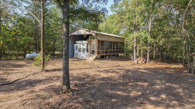 0000 Cr-3401 De Kalb TX 75559