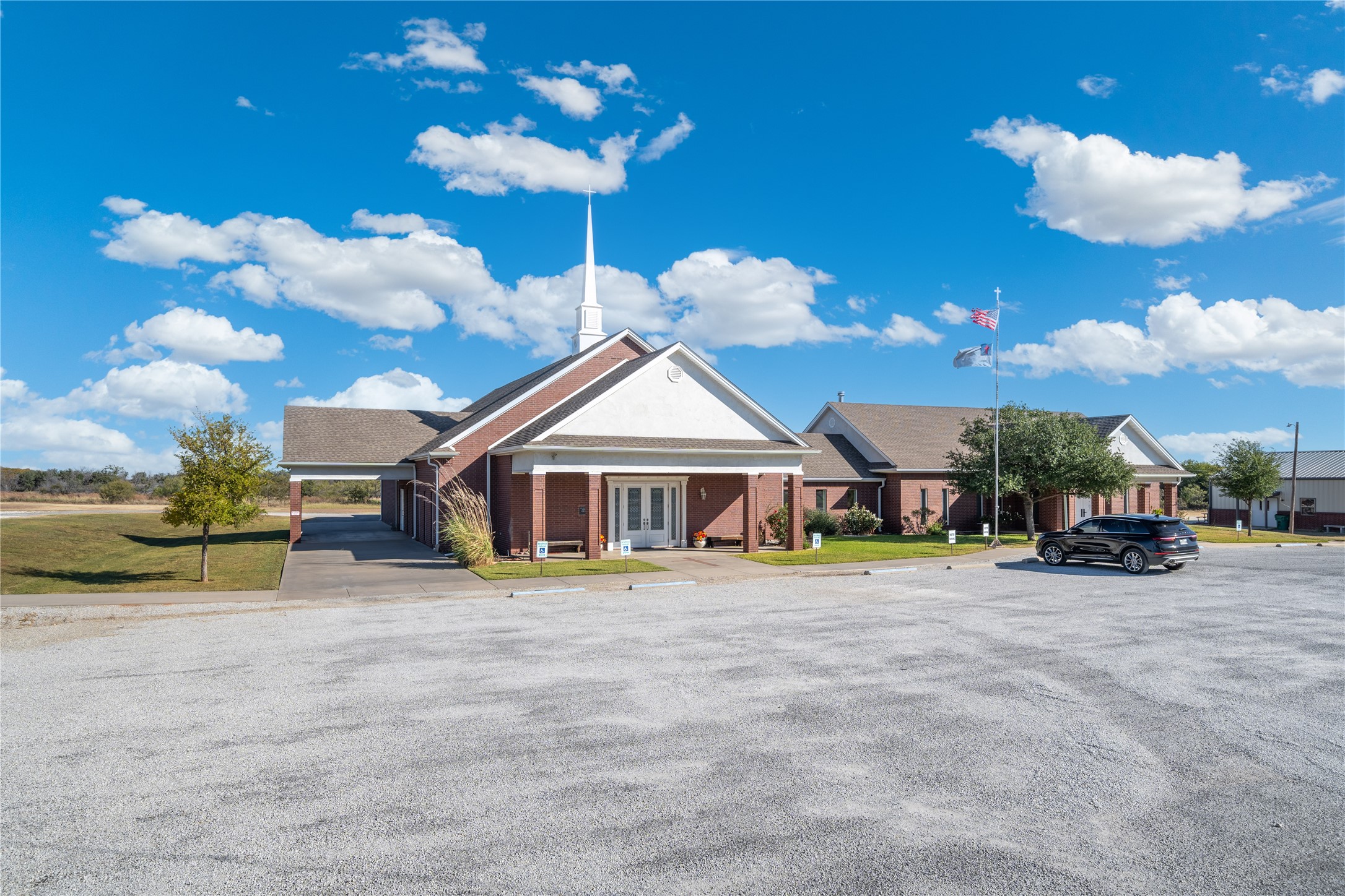 102 Comanche Trail Nocona TX 76255