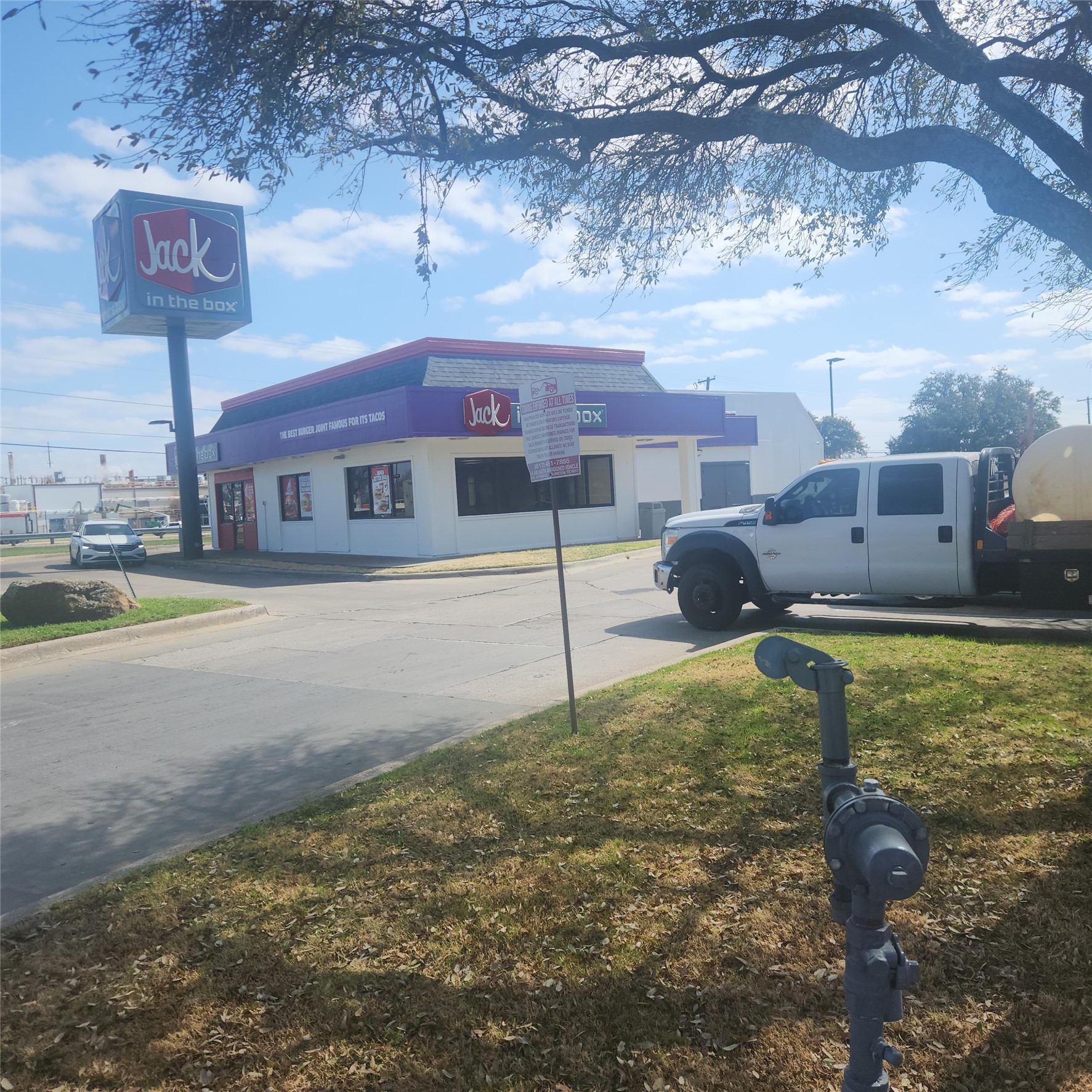 725 E John Carpenter Freeway Irving TX 75062