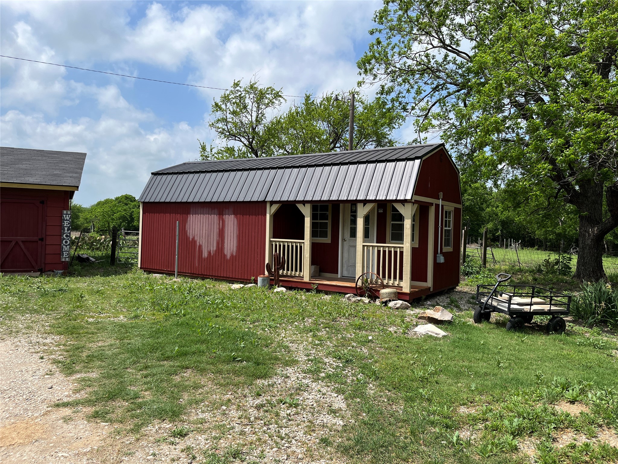 864 County Road 4425 Whitewright TX 75491