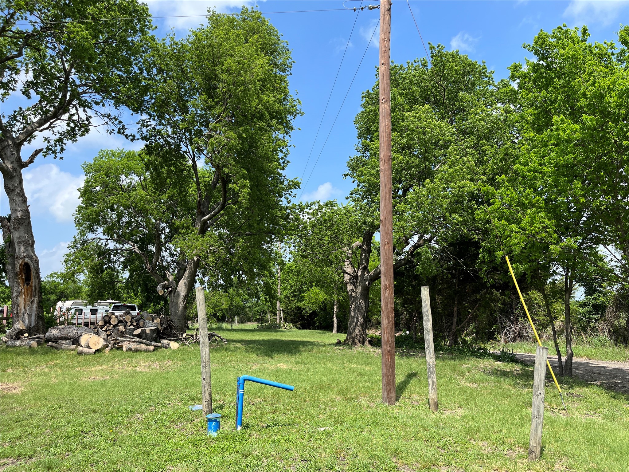 864 County Road 4425 Whitewright TX 75491