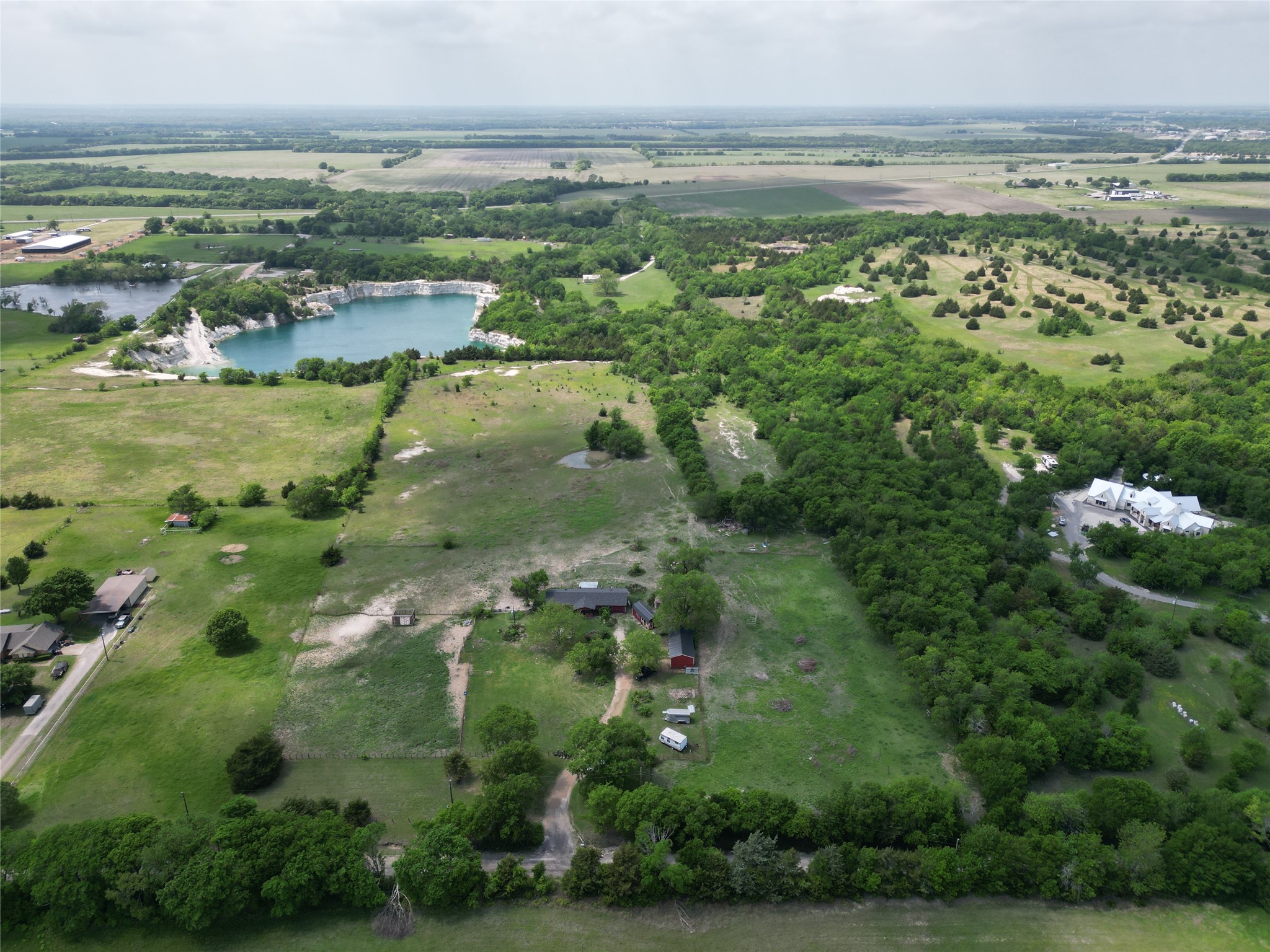 864 County Road 4425 Whitewright TX 75491