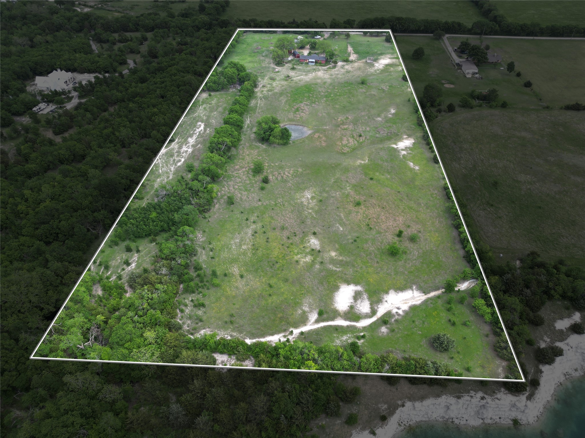 864 County Road 4425 Whitewright TX 75491