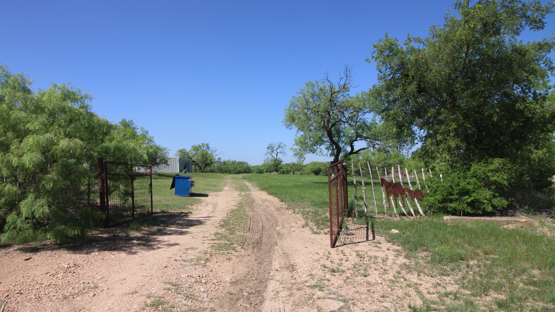 401 Cr 498 Goldsboro TX 79519