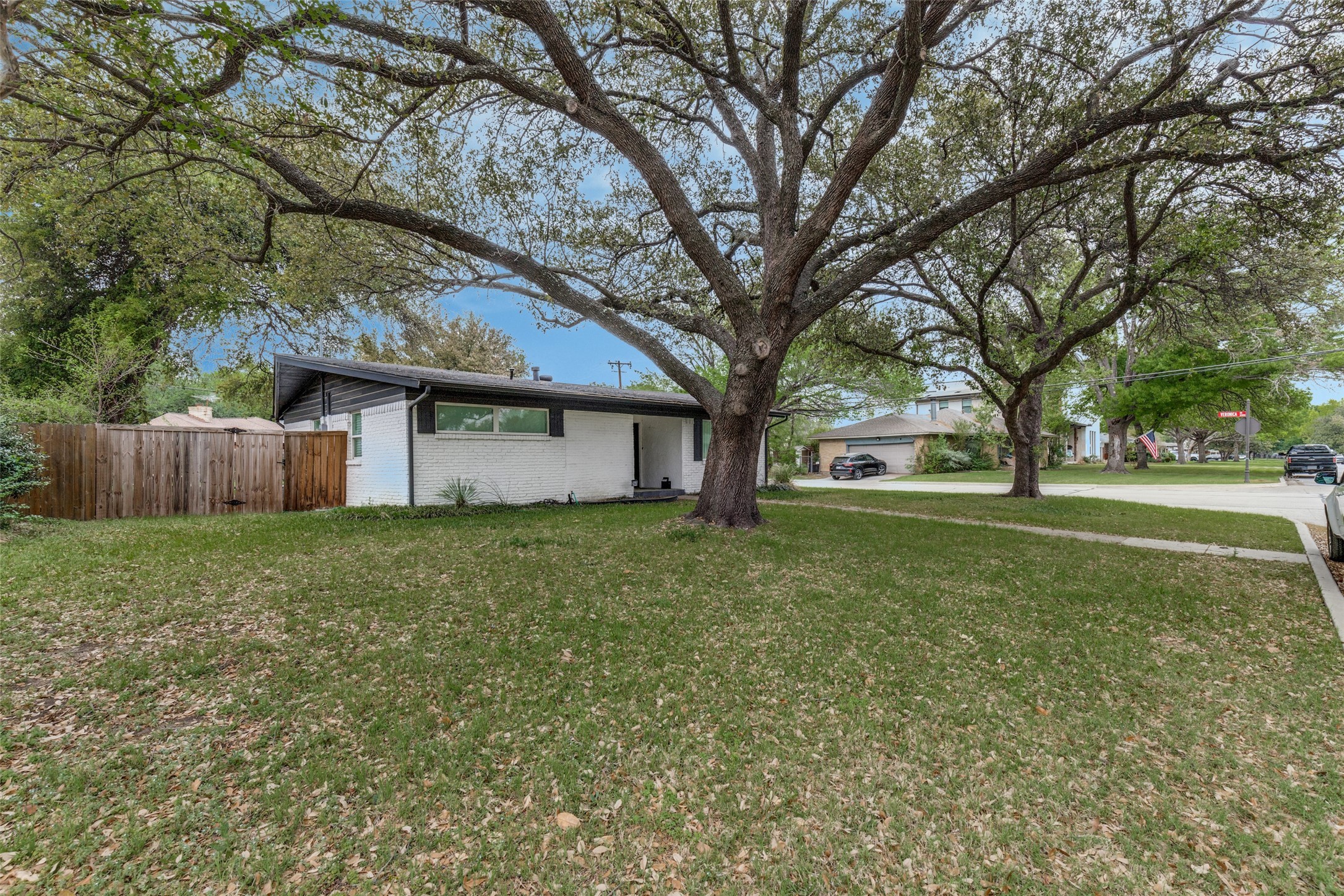 2945 Randy Lane Farmers Branch TX 75234