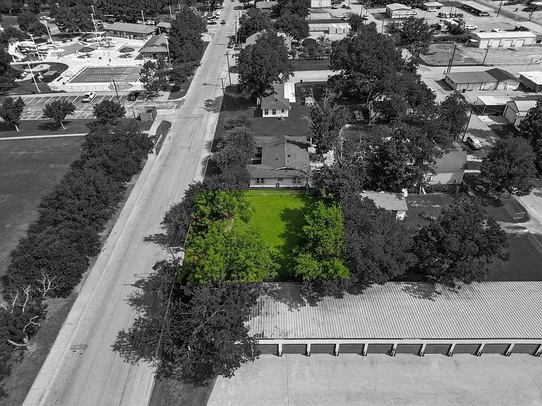 1102 Hillsboro Street Cleburne TX 76033