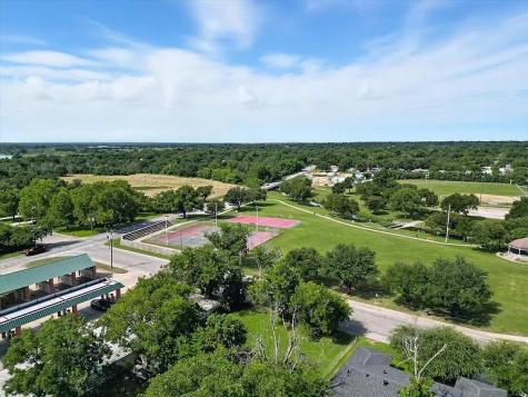 1102 Hillsboro Street Cleburne TX 76033