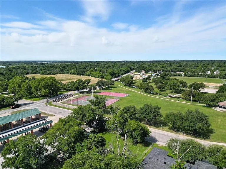 1102 Hillsboro Street Cleburne TX 76033