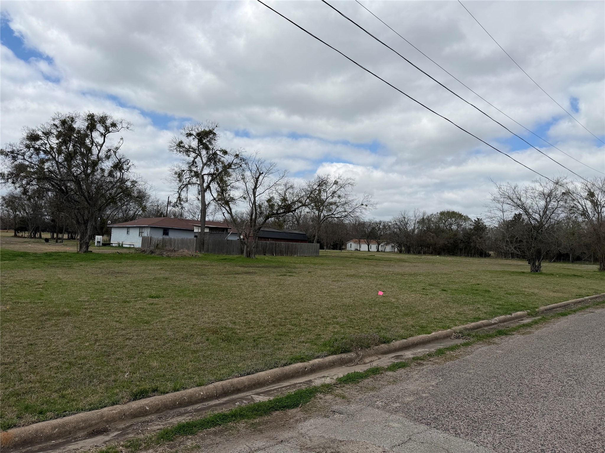 102 Johnson Street Commerce TX 75428
