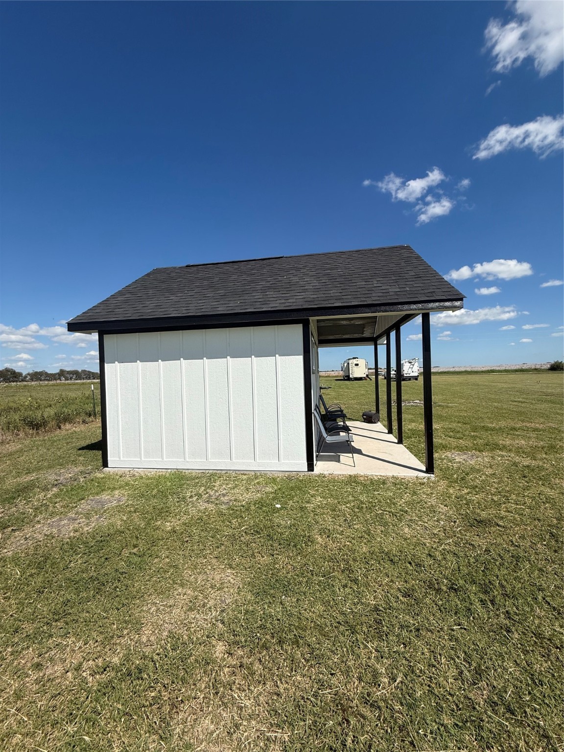 6032 NW County Road 1300 Barry TX 75102