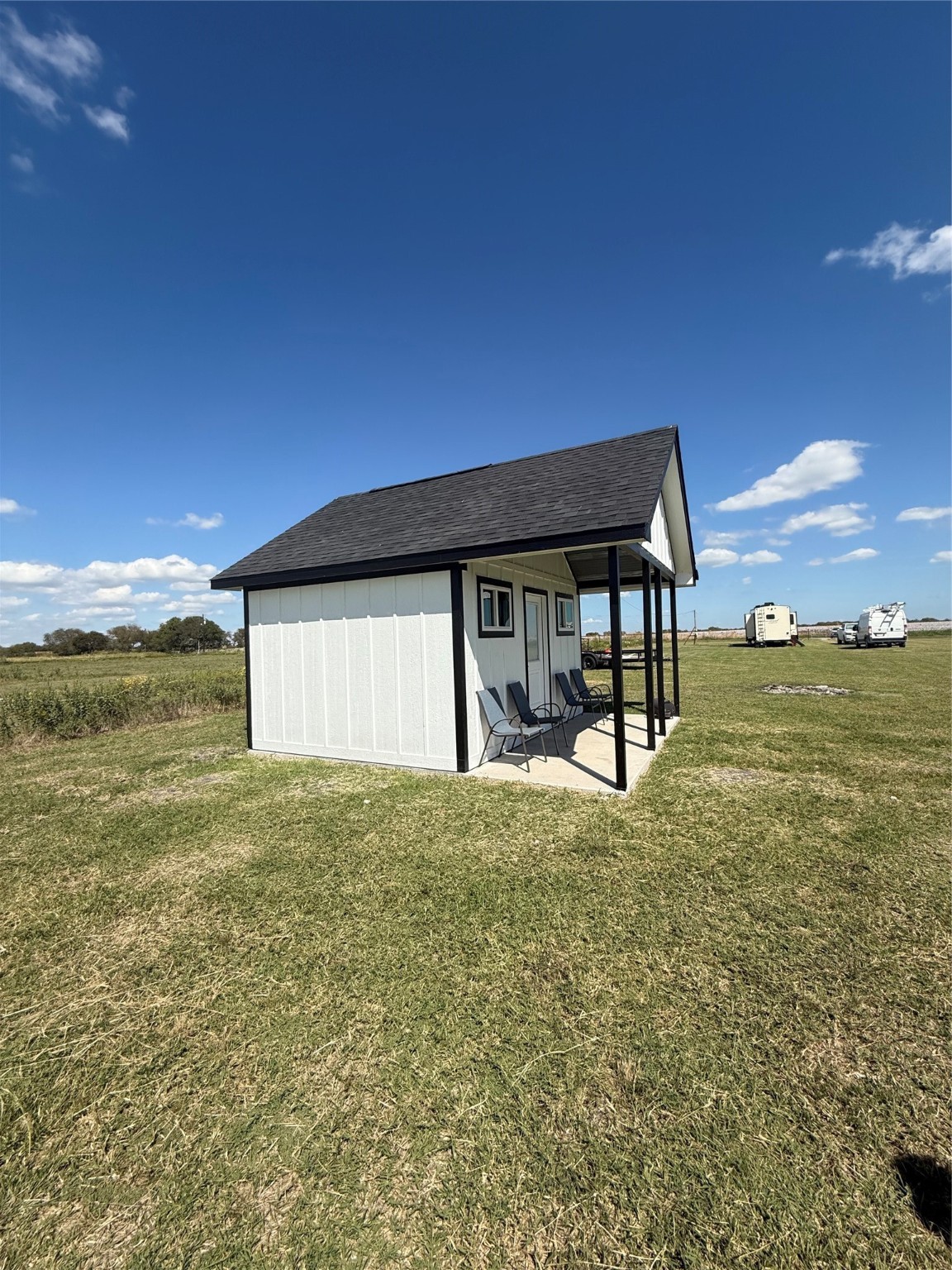 6032 NW County Road 1300 Barry TX 75102