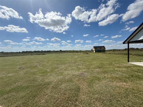 6032 NW County Road 1300 Barry TX 75102